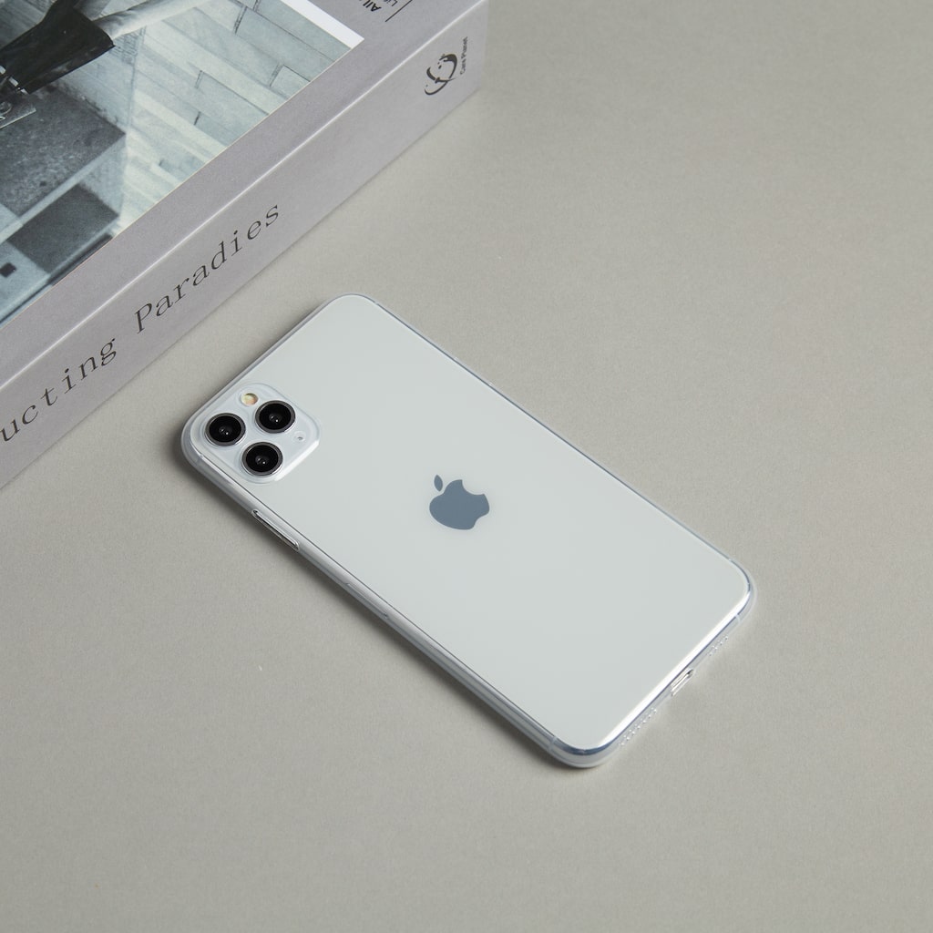 Slimcase for iPhone 11 Pro Max - Classic- Transparent - Slimcase.co